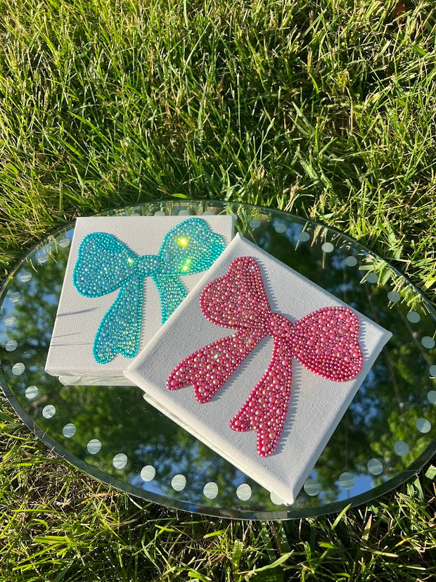 Bow rhinestone art