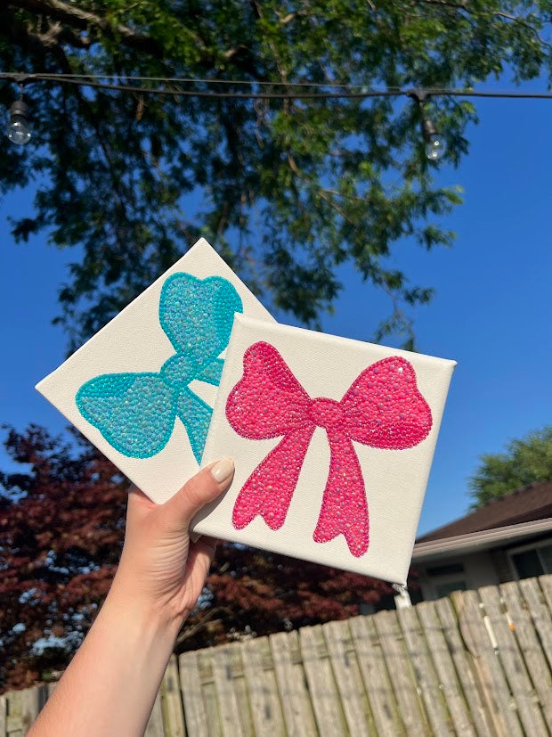 Bow rhinestone art