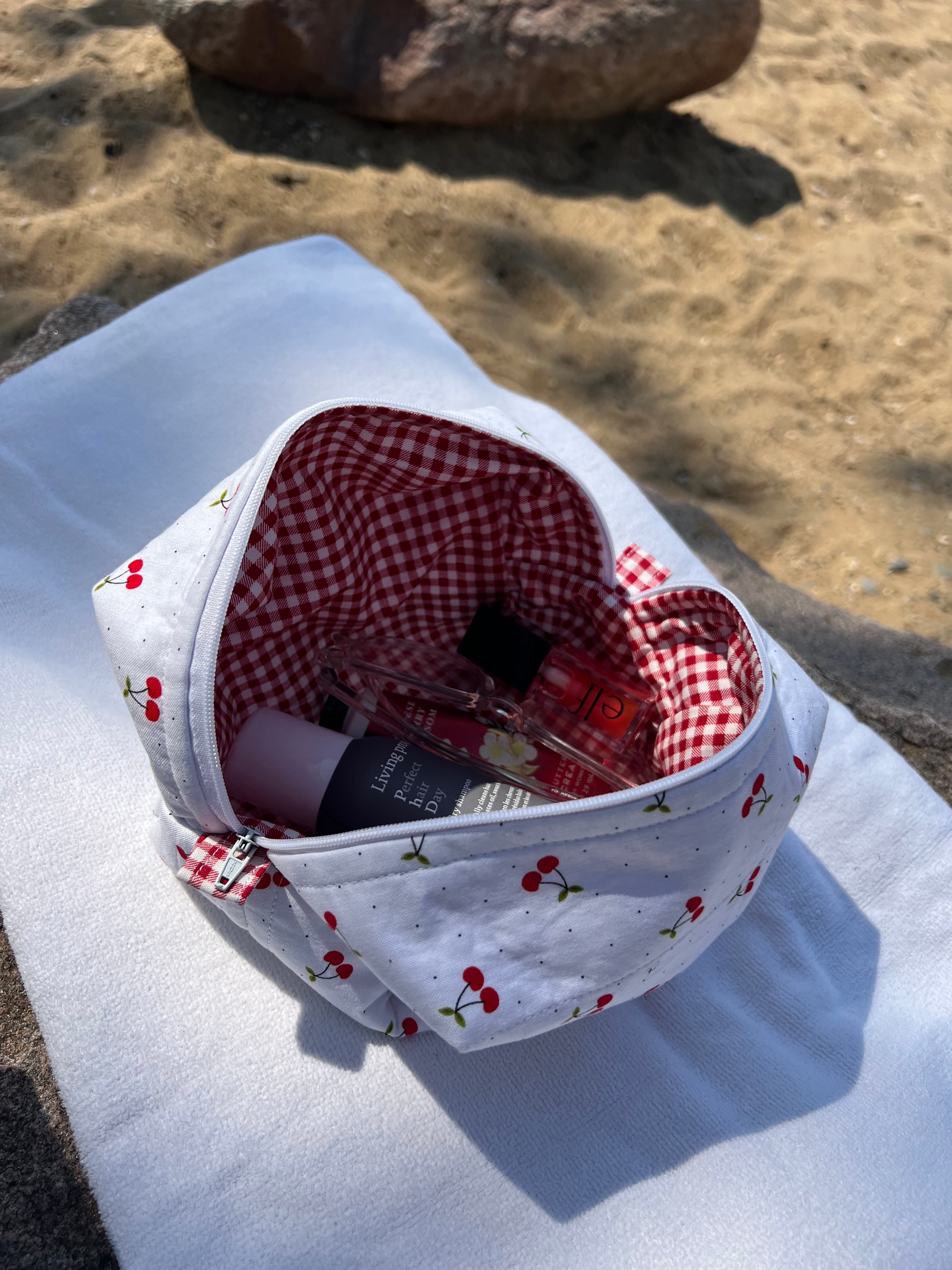 Red gingham cherry Makeup Bags