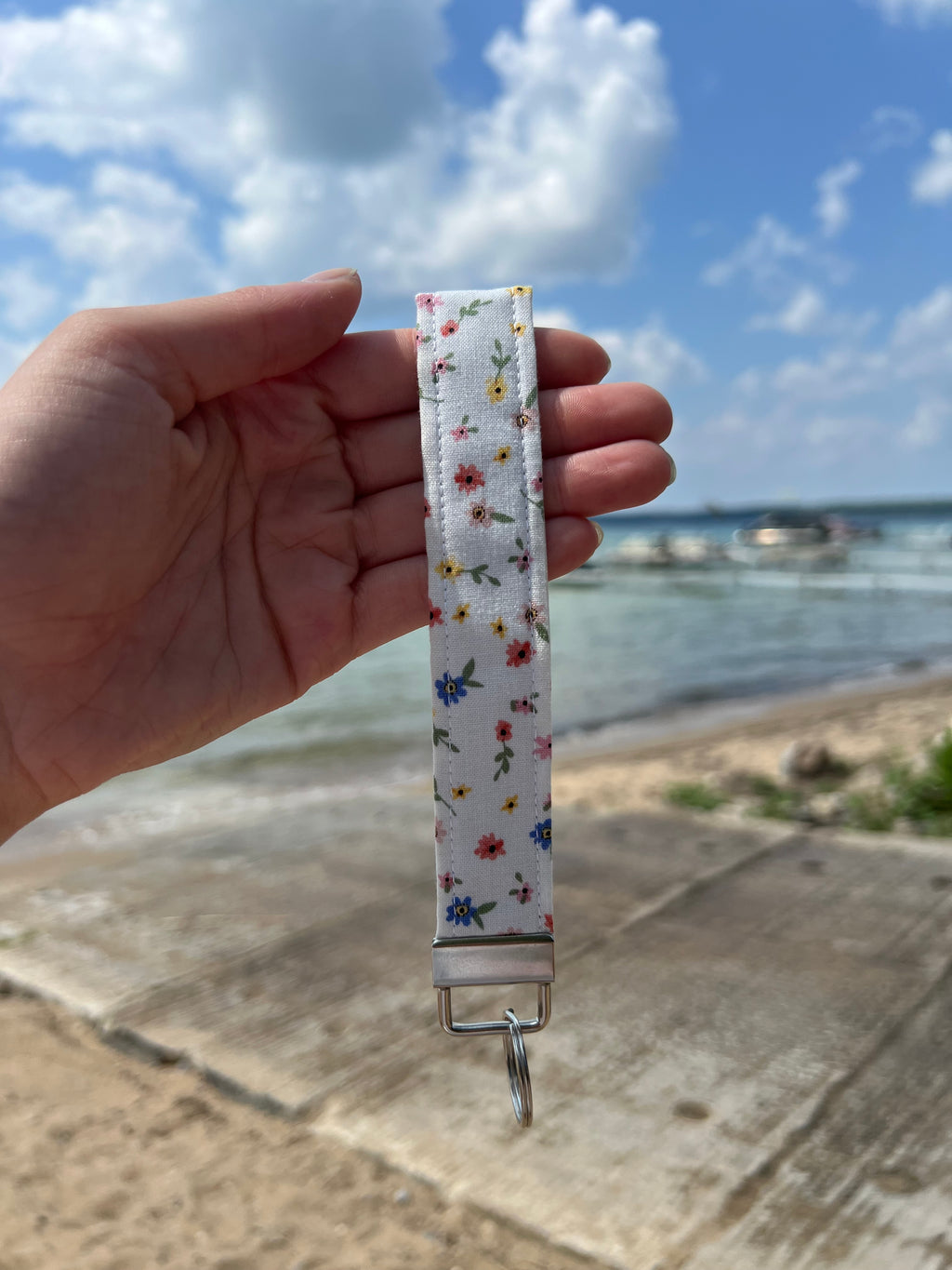 Wild flower wristlet