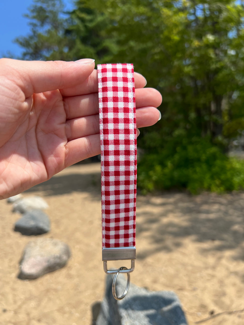Red gingham wristlet