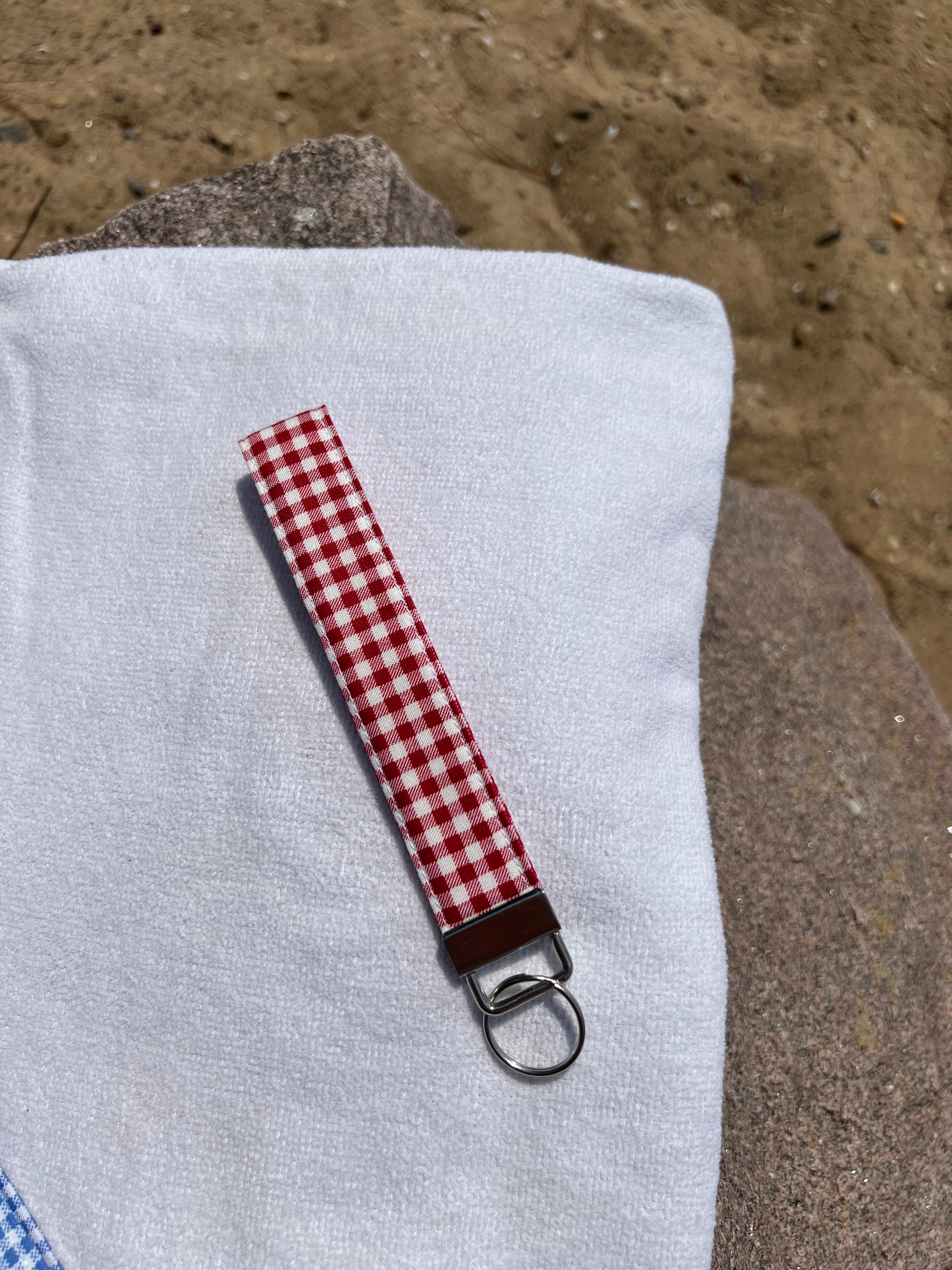 Red gingham wristlet