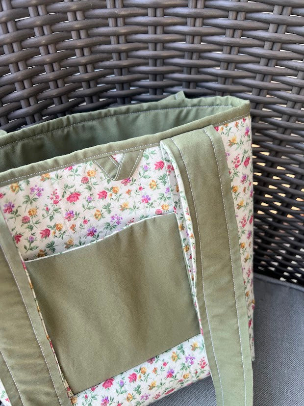 Deep green floral mini tote