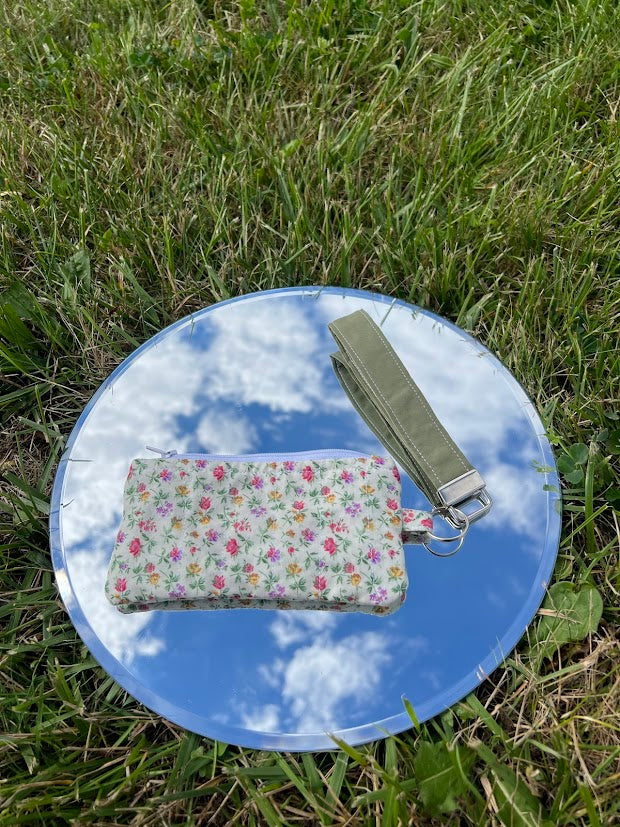 Deep green wristlet