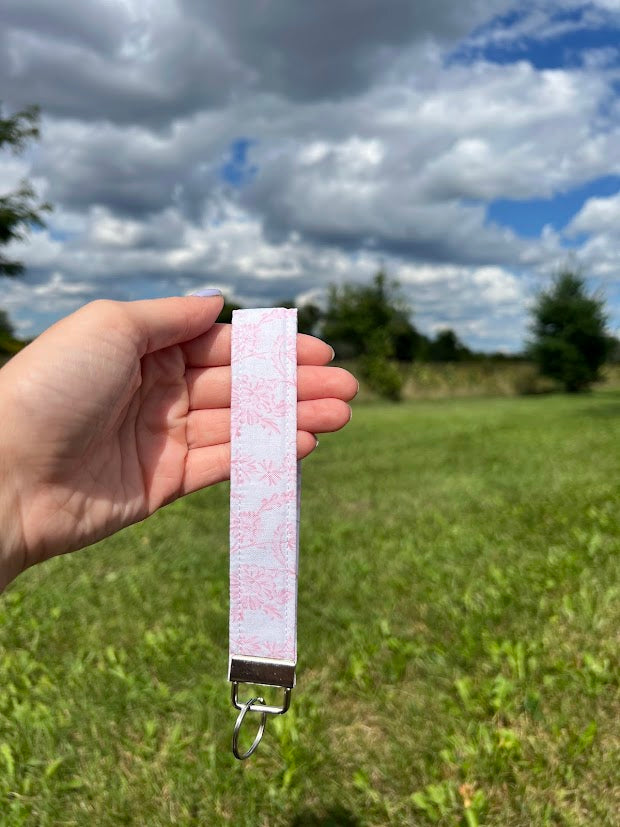 Vintage pink wristlet