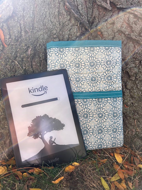 Abstract blue Kindle sleeve