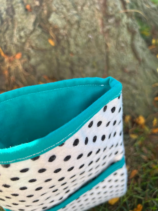 Teal Polka dot Kindle sleeve