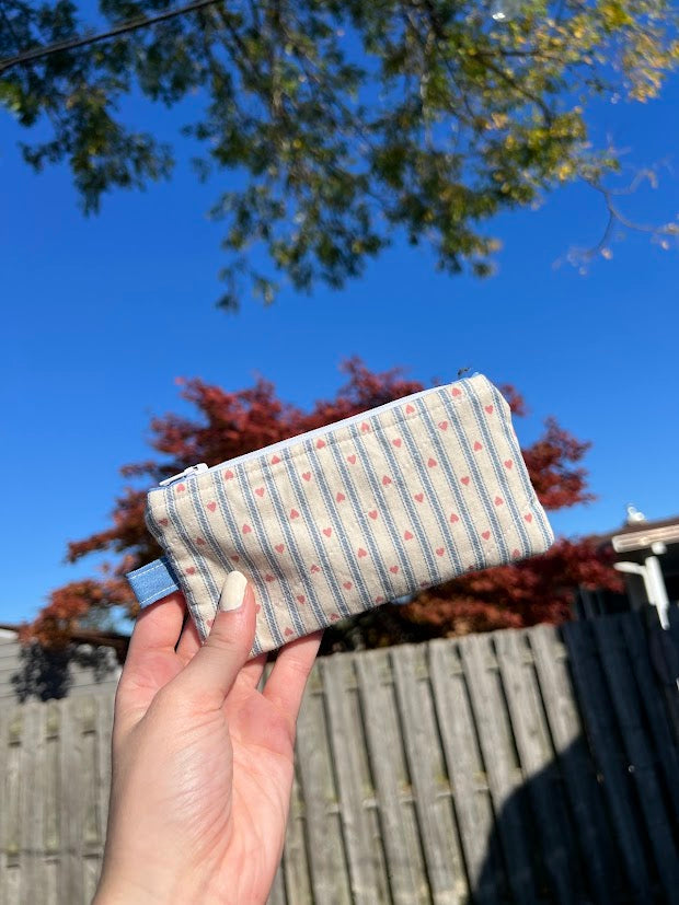 Blue stacked heart wallet